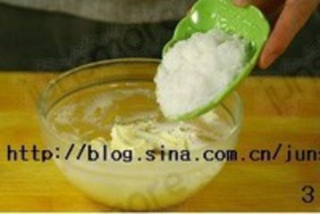 蔓越莓蛋糕的做法 步骤3