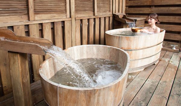 日本人是怎样泡澡的?5个方法马上学会 日本人是怎样泡澡的?5个方法马上学会