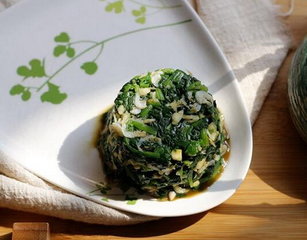 菠菜拌虾米步骤