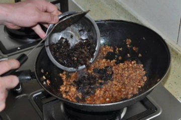 鱼香碎滑肉步骤8