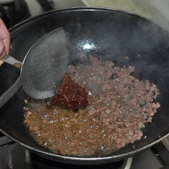 仔姜香丁牛肉的做法步骤3