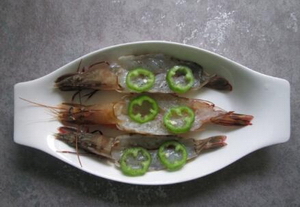 芝士焗虾的做法步骤6