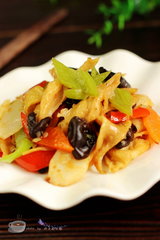 双椒素鸡翅的做法