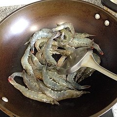 秘制干烧虾的做法步骤3