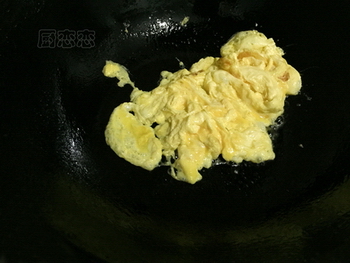 丝瓜炒鸡蛋的做法步骤4