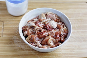 辣子鸡的做法步骤1