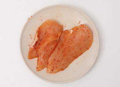 辣味鸡胸条的做法步骤3