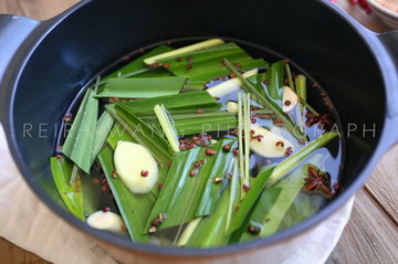 海南鸡饭的做法步骤2