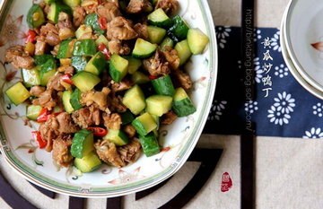 黄瓜丁炒鸭肉的做法步骤