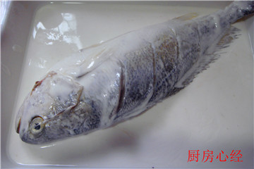 醋溜黄鱼的做法步骤6