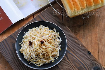 酸辣豆芽的做法