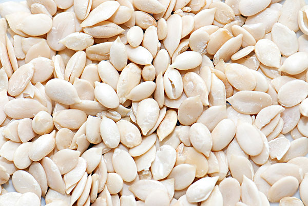 吃南瓜子的好处和坏处,吃南瓜子有什么好处和坏处 吃南瓜子的好处和坏处,吃南瓜子有什么好处和坏处