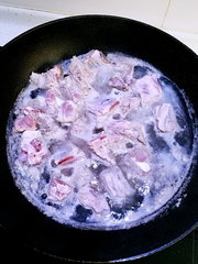 糖醋排骨的简单做法的做法步骤1