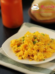 榨菜炒鸡蛋的做法