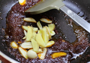 香辣鱿鱼卷的做法步骤6