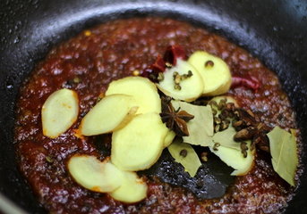 红烧猪蹄的做法步骤5