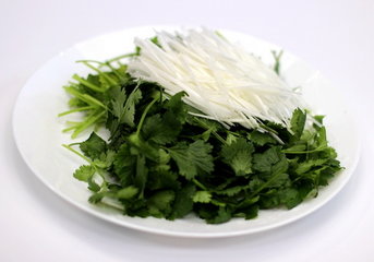 孜然羊肉的做法步骤2