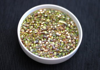 剁椒煎豆腐的做法步骤4