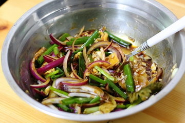 盐焗鸡的做法步骤2