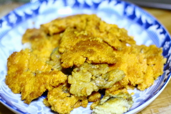 萝卜干炒鱼籽的做法步骤5