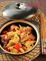 腐竹烧排骨的做法