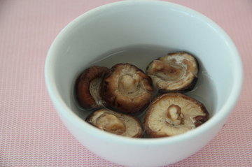 生菜小福袋的做法步骤1