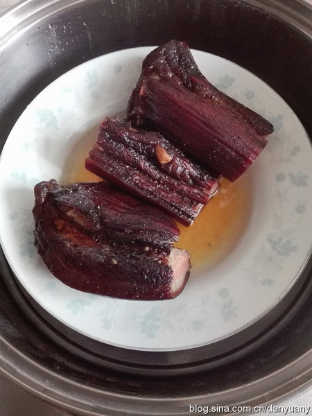 腊肉炒红椒步骤3