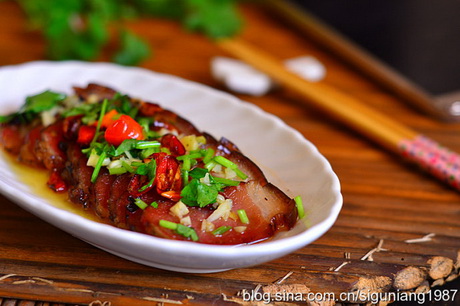 湘西蒸腊肉的做法步骤