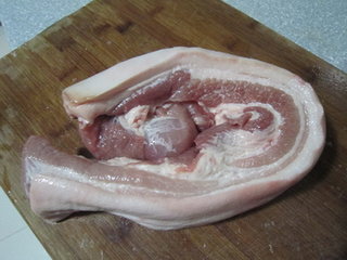 毛氏红烧肉步骤1