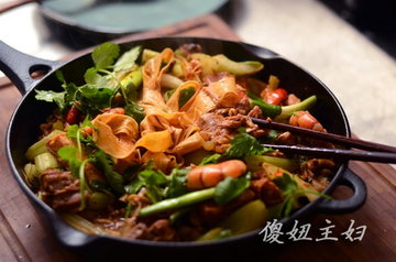 排骨麻辣香锅的做法