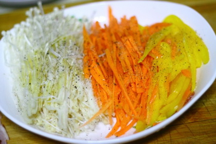 金针菇培根卷的做法步骤3