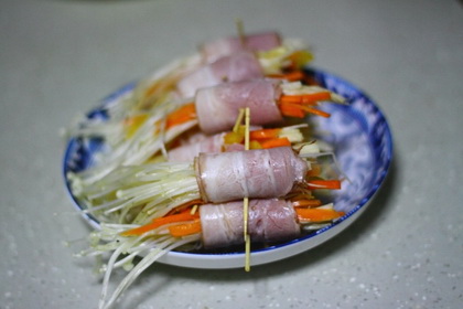 金针菇培根卷的做法步骤6