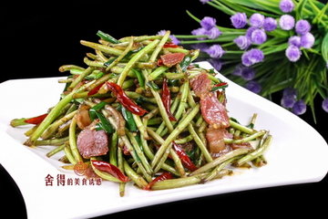 藜蒿炒腊肉