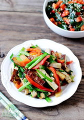 韭菜炒熏干的做法