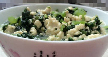 茼蒿能和豆腐一起吃吗?茼蒿可以和豆腐同炒吗 茼蒿能和豆腐一起吃吗?茼蒿可以和豆腐同炒吗