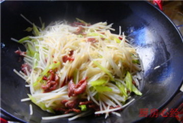 下饭炒土豆丝步骤10