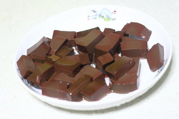 快手菜小油菜炒血豆腐的做法步骤2