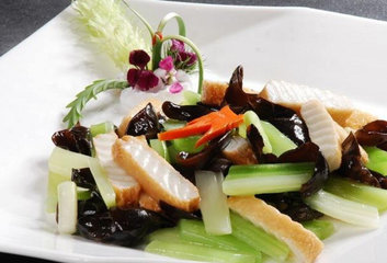 西芹是什么样的?西芹是什么样子图片 西芹是什么样的?西芹是什么样子图片