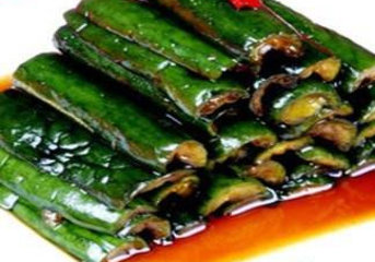 黄瓜削皮吗?黄瓜削皮好还是不削皮好 黄瓜削皮吗?黄瓜削皮好还是不削皮好