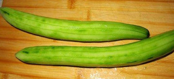 黄瓜削皮吗?黄瓜削皮好还是不削皮好 黄瓜削皮吗?黄瓜削皮好还是不削皮好