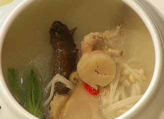 家常海参汤的做法4