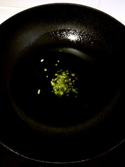 快手菜香菇西兰花的做法步骤1