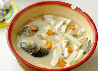 家常鱼豆腐的做法1