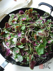 苋菜煎卷儿的做法步骤1