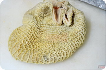 石锅麻辣牛肚串串步骤1