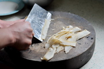 虎皮烧椒拌牛肚步骤2