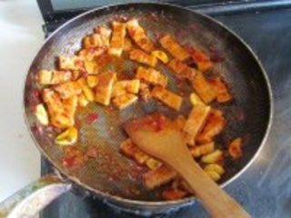 回锅肉的做法步骤7