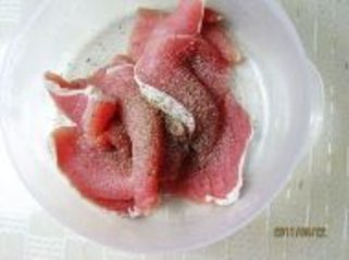 黑胡椒猪扒的做法步骤2