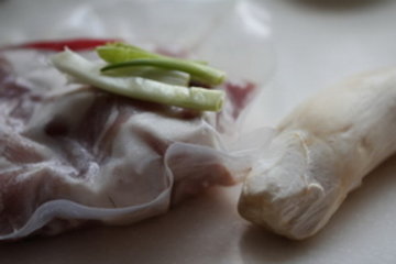 沙姜杏鲍菇红烧肉原料