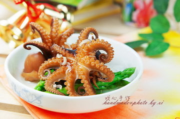 秘制卤汁浸八爪的做法